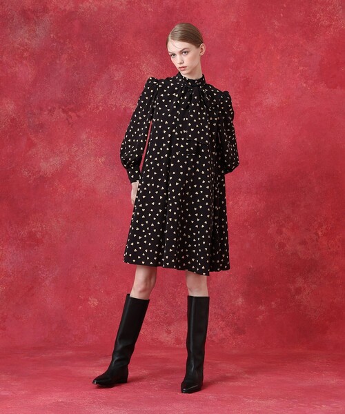 LOULOU WILLOUGHBY(ルルウィルビー)の「WEB限定 デシンハートワンピース(ワンピース・レディース・ブラック/ネイビー・2)」の15枚目の写真