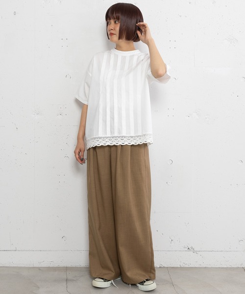 POU DOU DOU(プードゥドゥ)の「トーションレースワイドタックトップス(Tシャツ/カットソー・レディース・オフホワイト/ブルー/ブラック・3)」の12枚目の写真