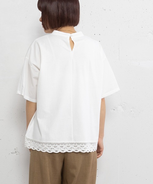 POU DOU DOU(プードゥドゥ)の「トーションレースワイドタックトップス(Tシャツ/カットソー・レディース・オフホワイト/ブルー/ブラック・3)」の8枚目の写真
