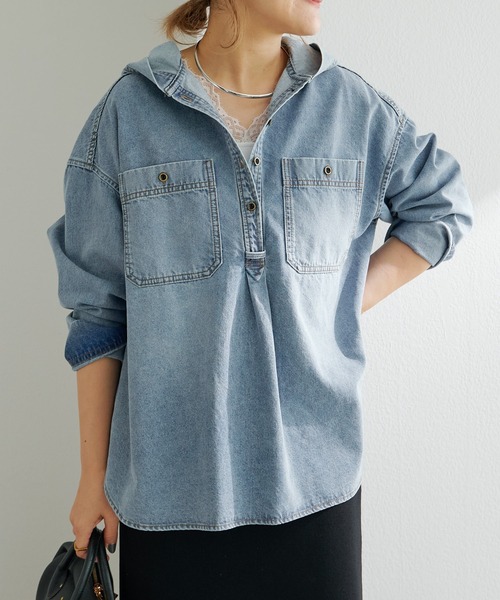 PUAL CE CIN(ピュアルセシン)の「デニムフーディーブラウス(シャツ/ブラウス・レディース・インディゴブルー/ブルー・FREE)」の1枚目の写真