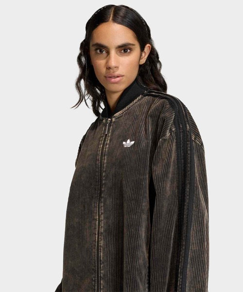 adidas(アディダス)の「コーデュロイ SST ジャケット / アディダスオリジナルス adidas Originals(ジャージ・レディース・ブラック・XX-LARGE/LARGE/MEDIUM/SMALL/X-LARGE/X-SMALL)」の12枚目の写真