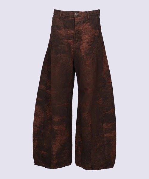 TAAKK(ターク)の「【TAAKK】DENIM CURVED PANTS(デニムパンツ・メンズ・レッド/ネイビー/グレー・3/2)」の1枚目の写真