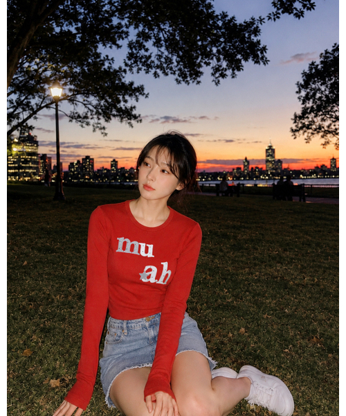 muahmuah（ムーアムーア）の「ドットスターパッチ長袖Tシャツ[レッド]（Tシャツ/カットソー・レディース・その他・FREE）」の5枚目の写真