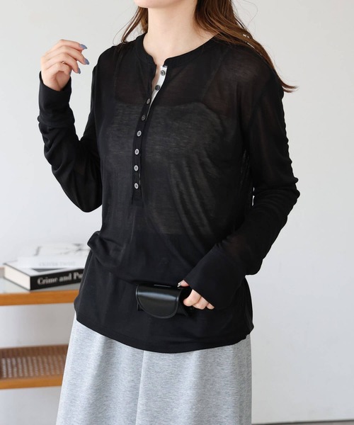 tiptop(ティップトップ)の「【ZOZO限定】シアーヘンリーネックロンT(Tシャツ/カットソー・レディース・オフホワイト/グレー/ブラック・FREE)」の6枚目の写真
