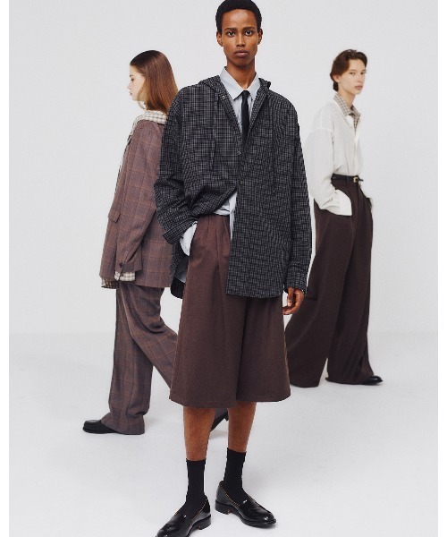 Juha(ユハ)の「WASHED MINI CHECK HOODED SHIRT(シャツ/ブラウス・メンズ・ベージュ/ブラック・3/4)」の14枚目の写真