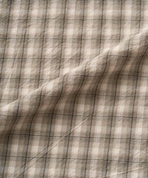 Juha(ユハ)の「WASHED MINI CHECK HOODED SHIRT(シャツ/ブラウス・メンズ・ベージュ/ブラック・3/4)」の12枚目の写真