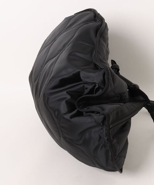 Scrap Book（スクラップブック）の「【POMTATA】LINER ENVAN TOTE L（トートバッグ・レディース・ブラック/グリーン・FREE）」の4枚目の写真