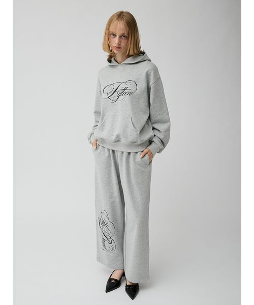 LILY BROWN(リリーブラウン)の「スクリプトスウェットパンツ(その他パンツ・レディース・ネイビー/グレー/レッド・F)」の8枚目の写真