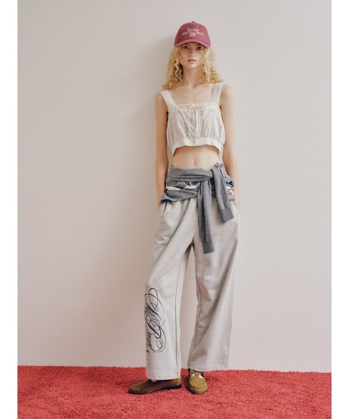 LILY BROWN(リリーブラウン)の「スクリプトスウェットパンツ(その他パンツ・レディース・ネイビー/グレー/レッド・F)」の16枚目の写真