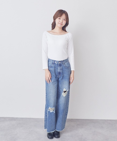 archives(アルシーヴ)の「レーストリムカップ付オフショルTOPS(Tシャツ/カットソー・レディース・オフホワイト/ブラック・MEDIUM)」の9枚目の写真
