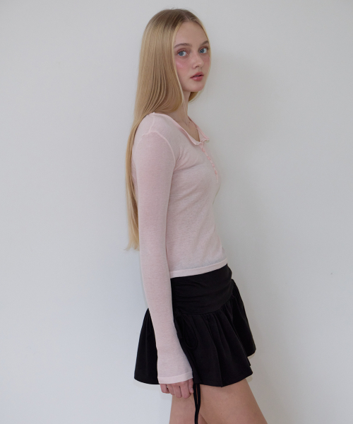 ROSEFRANTZ（ロゼフランツ）の「Henley Neck Layered Long Sleeve [Pink]（Tシャツ/カットソー・レディース・PINK・OS）」の5枚目の写真