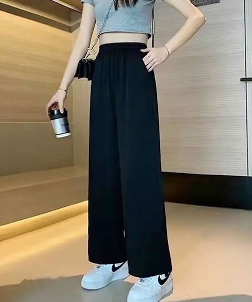 Pittok（ピットク）の「ウエストらくゴム ポケット付きストレートパンツ（スラックス・レディース・ブラック・MEDIUM/LARGE/X-LARGE）」の3枚目の写真