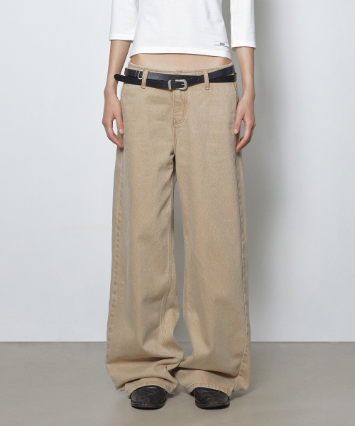 FRANTICSERVICE(フランティックサービス)の「RAW エッジ ウエストパンツ - ベージュ(その他パンツ・レディース・ベージュ・SMALL/MEDIUM/LARGE)」の2枚目の写真