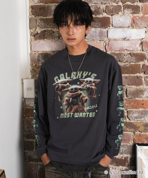 STAR WARS(スターウォーズ)の「WEGO/【26年秋冬新作】SWマンダロリアンアンドグローグーT(Tシャツ/カットソー・メンズ・ホワイト/スミクロ・MEDIUM/LARGE)」の4枚目の写真