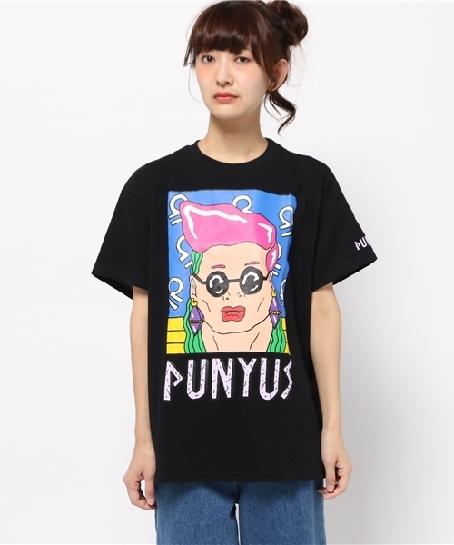 PUNYUS(プニュズ)の「フェイスTシャツ(Tシャツ/カットソー・レディース・ホワイト/ブラック/ライトピンク・4/3)」の4枚目の写真