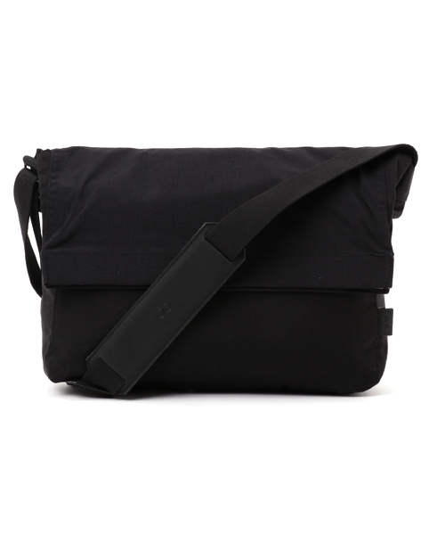 C6(シーシックス)の「C6 シーシックス / ショルダーバッグ C1724(ショルダーバッグ・メンズ・ブラック・FREE)」の1枚目の写真