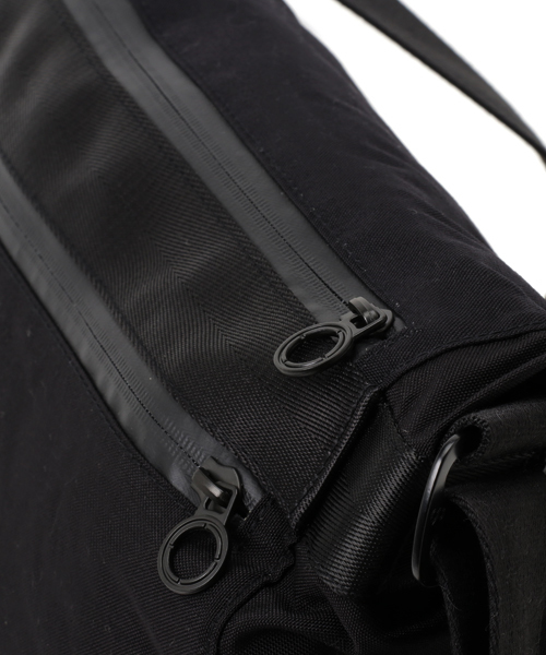 C6(シーシックス)の「C6 シーシックス / ショルダーバッグ C1724(ショルダーバッグ・メンズ・ブラック・FREE)」の3枚目の写真