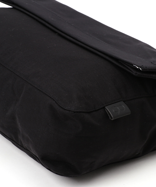 C6(シーシックス)の「C6 シーシックス / ショルダーバッグ C1724(ショルダーバッグ・メンズ・ブラック・FREE)」の4枚目の写真