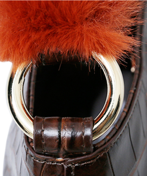 Ameri（アメリ）の「COLOR FUR SHOULDER （ショルダーバッグ・レディース・ブラウン/ベージュ・FREE）」の7枚目の写真