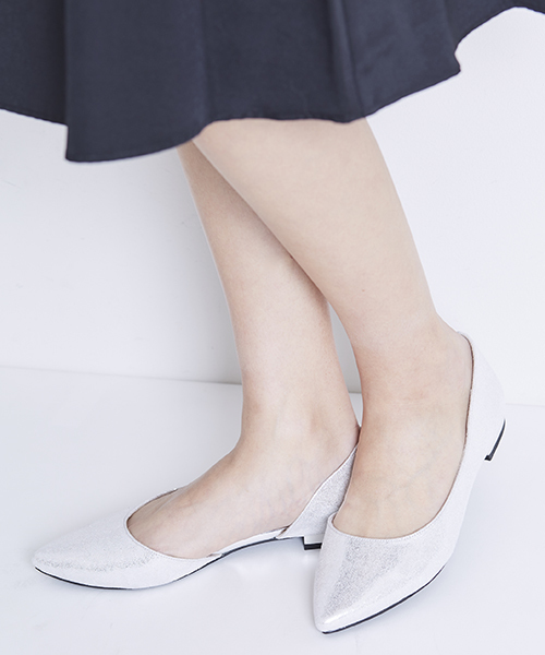 ORiental TRaffic（オリエンタルトラフィック）の「春夏新作★サイドカットパンプス★7107（パンプス・レディース・ブルー/シルバー/ブラック・39/38/42/41/40/37/35/36/34）」の3枚目の写真