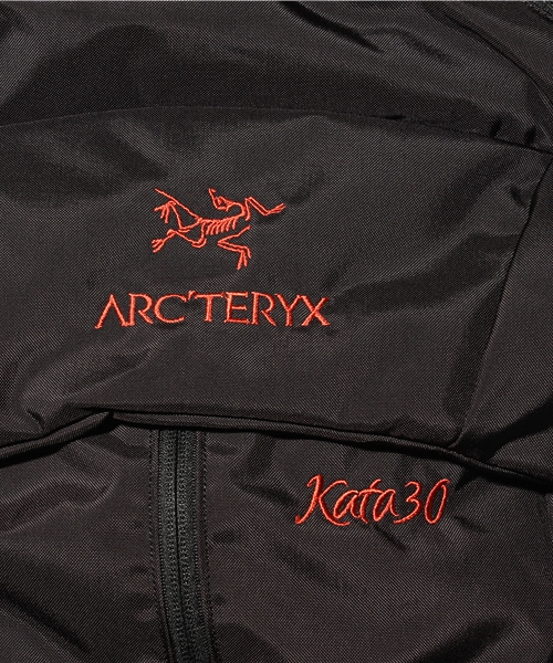 BEAMS（ビームス）の「ARC'TERYX / KATA30（トートバッグ）」 - WEAR