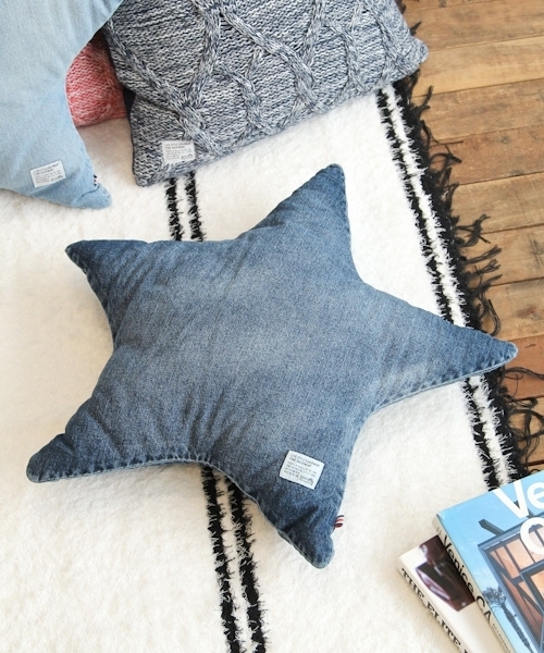BAYFLOW（ベイフロー）の「BAYFLOW／デニムスタークッション（クッション/クッションカバー・レディース・ライトブルー/ネイビー/クリアブルー/アクア/ダークブルー/スカイブルー・0）」の3枚目の写真