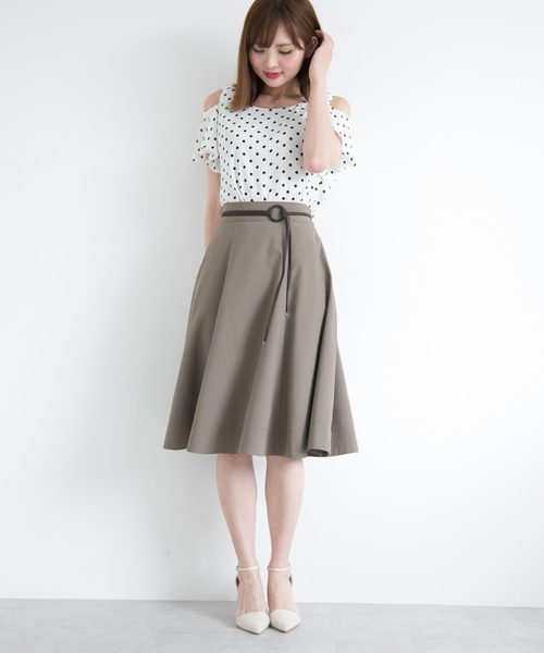 PROPORTION BODY DRESSING（プロポーションボディドレッシング）の「タイプライターベルト付きフレアースカート（スカート・レディース・カーキ/ベビーピンク/ブルー・1/2/3）」の2枚目の写真