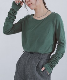 シンプルきれいめネックゆるっとロンT
