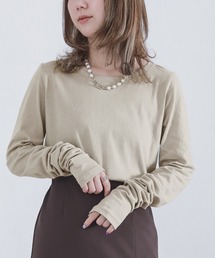 シンプルきれいめネックゆるっとロンT