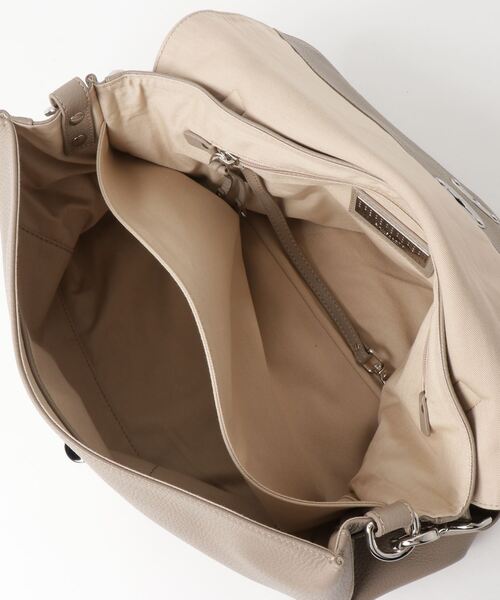 ZANELLATO（ザネラート）の「ZANELLATO ショルダーバッグ POSTINA M+ 25 MARCAPUNTO（ショルダーバッグ・メンズ・ベージュ/ネイビー/ブラック/ダークブラウン・FREE）」の7枚目の写真