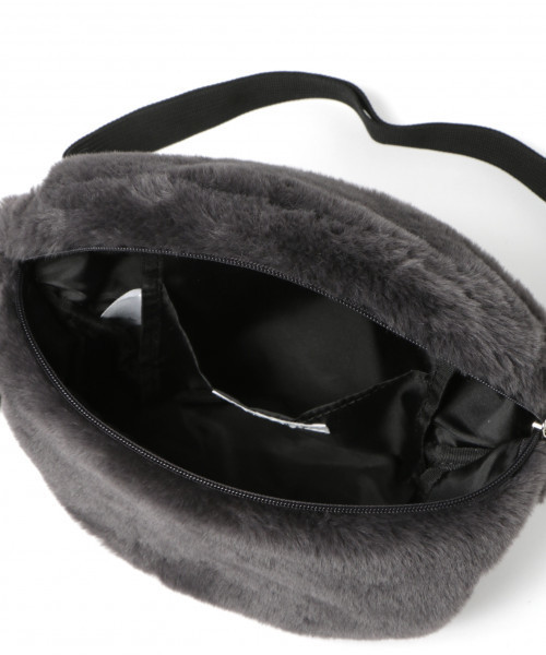 GLOBAL WORK（グローバルワーク）の「ファーウェストバッグ/808472