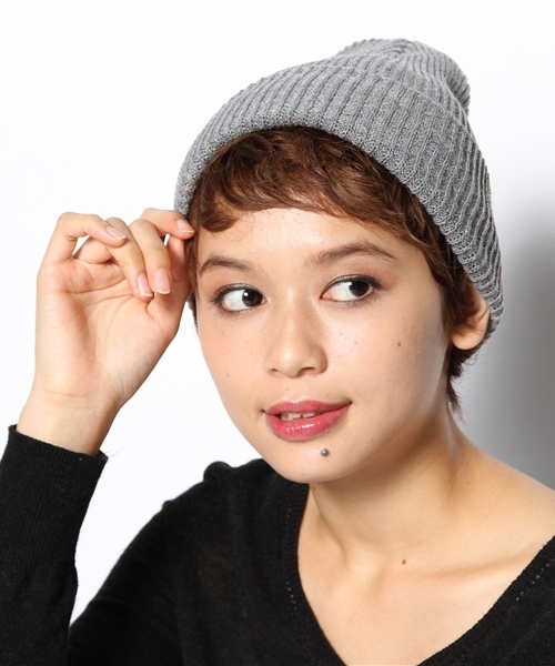 Ray BEAMS(レイビームス)の「Ray BEAMS / 細リブニット帽(ニットキャップ/ビーニー・レディース・グレー/ブラック/レッド系その他/ブルー/ネイビー・ONE SIZE)」の6枚目の写真