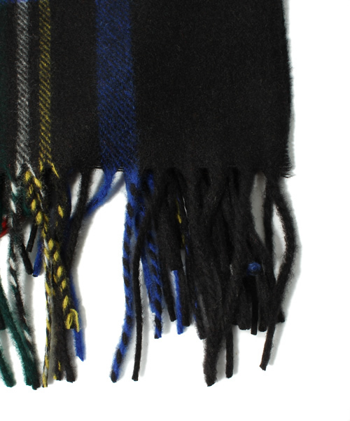 ODORANTES nano･universe（オドラント ナノ・ユニバース）の「OD/Johnstons Basic  タータンストール（ストール/ショール・レディース・ブラック・FREE）」の3枚目の写真