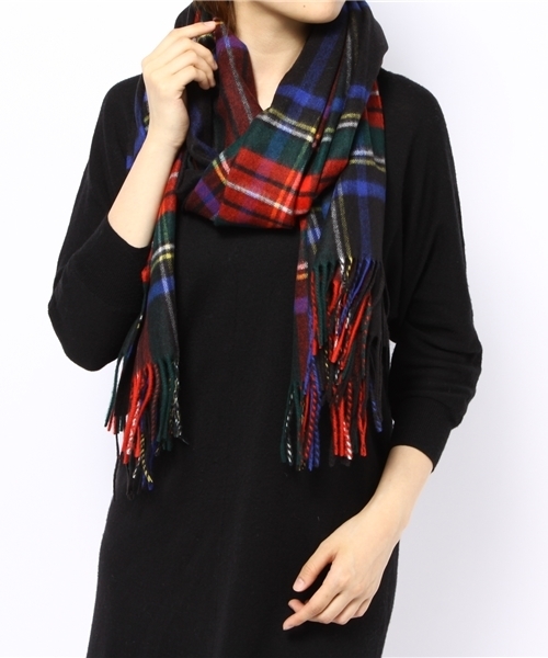 ODORANTES nano･universe（オドラント ナノ・ユニバース）の「OD/Johnstons Basic  タータンストール（ストール/ショール・レディース・ブラック・FREE）」の2枚目の写真