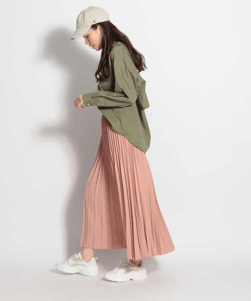 niko and...（ニコアンド）の「バックシャンスキッパーシャツ（シャツ/ブラウス・レディース・ベージュ/チャコール/カーキ・MEDIUM/LARGE）」の6枚目の写真