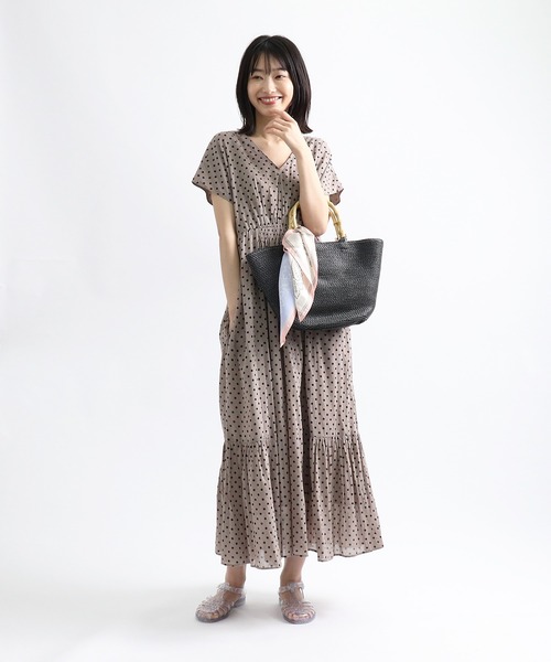 salle de bal(サルデバル)の「∴ スカーフ付き バンブーハンドルグログランテープバッグ(ハンドバッグ・レディース・ブラック/ベージュ/グレイッシュベージュ/グリーン・FREE)」の15枚目の写真