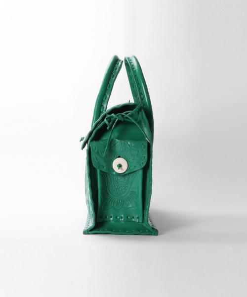 GRACE CONTINENTAL（グレースコンチネンタル）の「Maestra M（ハンドバッグ・レディース・カーキ/ブルー/グレー/ダークブラウン/レッド/ブラック/ベージュ/ホワイト/イエロー/ブラウン系その他/ゴールド/キナリ/ミント/ブロンズ/ピンク/パープル/ピンクゴールド/グリーン・FREE）」の20枚目の写真