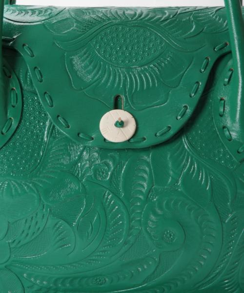 GRACE CONTINENTAL（グレースコンチネンタル）の「Maestra M（ハンドバッグ・レディース・カーキ/ブルー/グレー/ダークブラウン/レッド/ブラック/ベージュ/ホワイト/イエロー/ブラウン系その他/ゴールド/キナリ/ミント/ブロンズ/ピンク/パープル/ピンクゴールド/グリーン・FREE）」の17枚目の写真