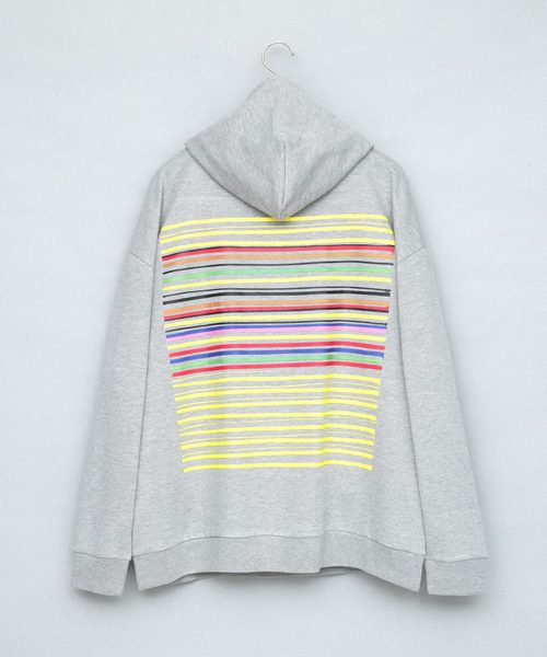 Mark Gonzales(マーク・ゴンザレス)の「Mark Gonzales/マークゴンザレス EMMA CLOTHES別注 オーバーサイズ プルオーバーパーカー(パーカー・メンズ・ダークベージュ/ブラック/オフホワイト/杢グレー・FREE)」の6枚目の写真