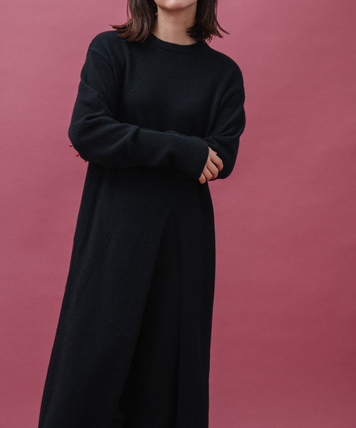 MARECHAL TERRE(マルシャルテル)の「ロングニットワンピース(ワンピース・レディース・ブラック/ベージュ/ピンク・ONE SIZE)」の7枚目の写真