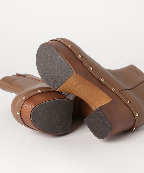 WEGO（ウィゴー）の「WEGO/スタッズ付きウッドソールブーツ（ブーツ・レディース・ブラウン/ブラック・MEDIUM/LARGE）」の4枚目の写真