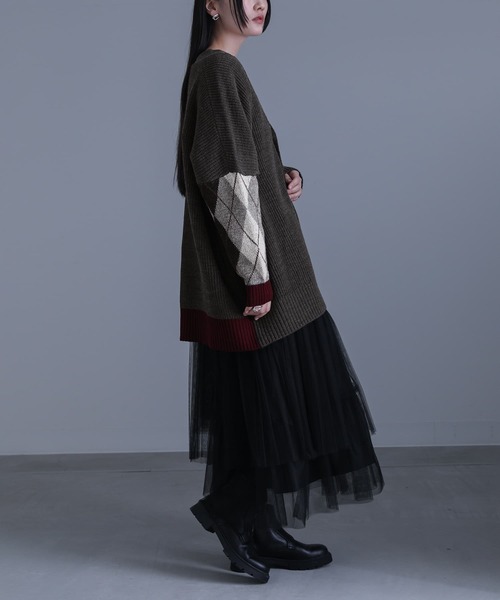 kOhAKU（コハク）の「『アシメアーガイル柄ニットカーディガン』（カーディガン/ボレロ・レディース・チャコールグレー・1/2）」の13枚目の写真