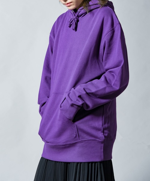 United Athle(ユナイテッドアスレ)の「2-【UA -ユナイテッドアスレ-】10oz SWEAT パーカー 無地/絶妙なワイドシルエット/オーバーサイズ プルオーバー パーカー / レディース メンズ パーカー/ 10.0oz /パーカー(パーカー・レディース・ライトピンク/ブラック/レッド/パープル/オリーブ/ミックスグレー・SMALL/MEDIUM/LARGE/X-LARGE/XX-LARGE)」の1枚目の写真