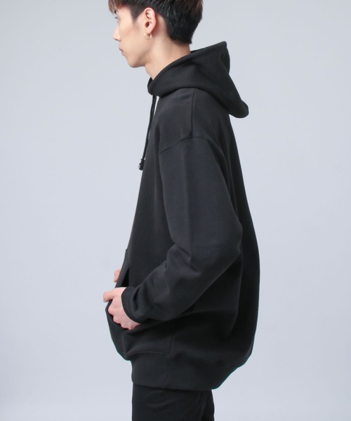 United Athle(ユナイテッドアスレ)の「2-【UA -ユナイテッドアスレ-】10oz SWEAT パーカー 無地/絶妙なワイドシルエット/オーバーサイズ プルオーバー パーカー / レディース メンズ パーカー/ 10.0oz /パーカー(パーカー・レディース・ライトピンク/ブラック/レッド/パープル/オリーブ/ミックスグレー・SMALL/MEDIUM/LARGE/X-LARGE/XX-LARGE)」の18枚目の写真