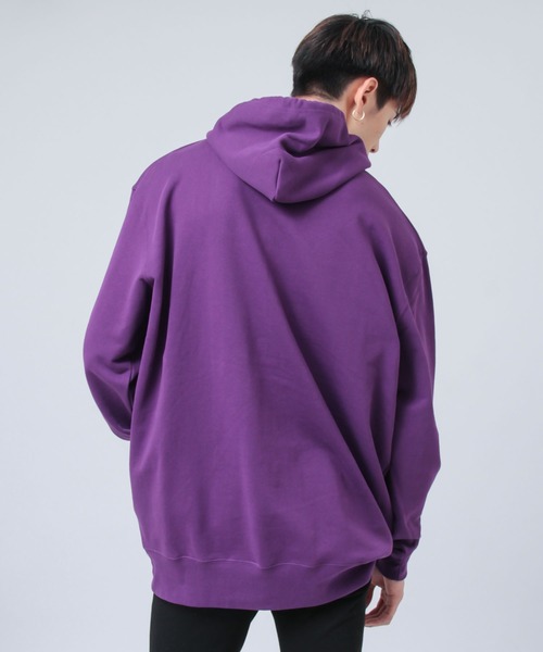 United Athle(ユナイテッドアスレ)の「2-【UA -ユナイテッドアスレ-】10oz SWEAT パーカー 無地/絶妙なワイドシルエット/オーバーサイズ プルオーバー パーカー / レディース メンズ パーカー/ 10.0oz /パーカー(パーカー・レディース・ライトピンク/ブラック/レッド/パープル/オリーブ/ミックスグレー・SMALL/MEDIUM/LARGE/X-LARGE/XX-LARGE)」の14枚目の写真