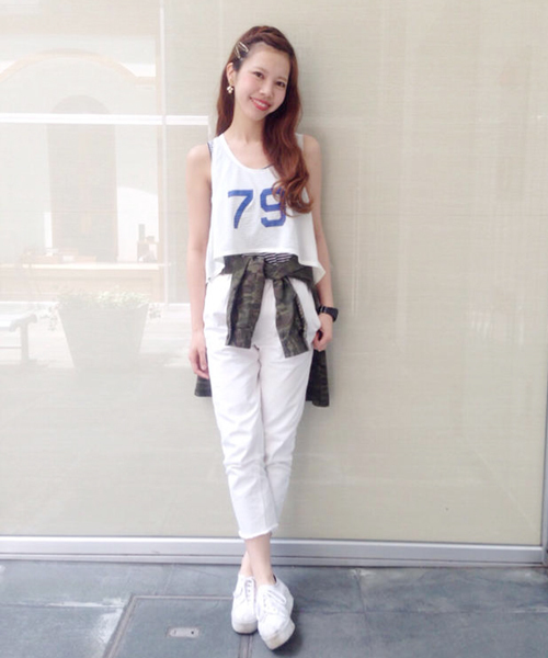 Kastane（カスタネ）の「【Kastane】裁ちきりデニムパンツ（デニムパンツ・レディース・ホワイト/ブルー・MEDIUM/SMALL）」の15枚目の写真