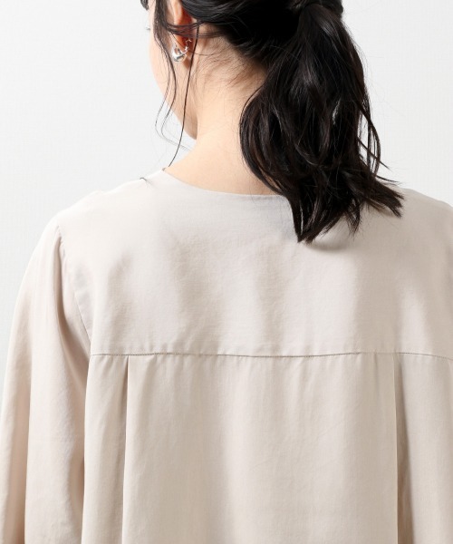 LOWRYS FARM（ローリーズファーム）の「テンセルノーカラーシャツ　879004（シャツ/ブラウス・レディース・チャコールグレー/イエロー/アイボリー・FREE）」の12枚目の写真