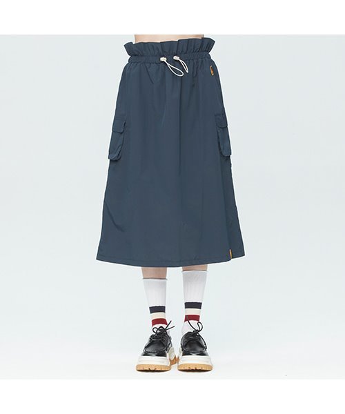 ROMANTIC CROWN(ロマンティッククラウン)の「『ROMANTIC CROWN』GNAC EASY BANDING SKIRT/GNAC イージーバンディングスカート(スカート・レディース・ベージュ/ネイビー・M)」の2枚目の写真