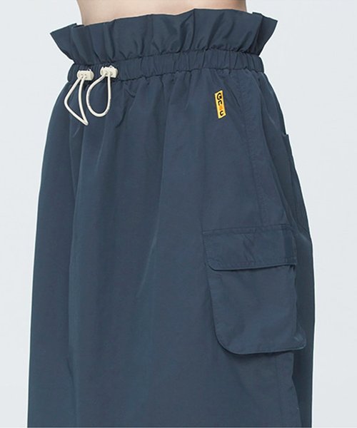 ROMANTIC CROWN(ロマンティッククラウン)の「『ROMANTIC CROWN』GNAC EASY BANDING SKIRT/GNAC イージーバンディングスカート(スカート・レディース・ベージュ/ネイビー・M)」の17枚目の写真