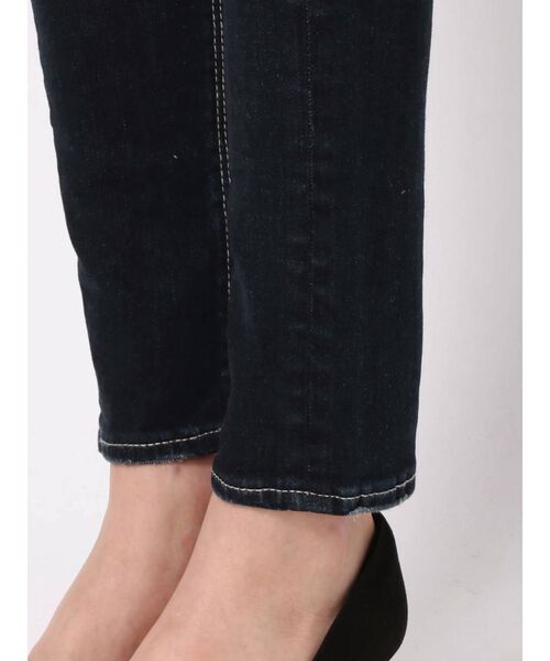 GYDA(ジェイダ)の「basic H/Wスキニーデニムパンツ(デニムパンツ・レディース・ブラック/インディゴブルー/ブルー/ライトブルー・SMALL/MEDIUM/X-SMALL)」の13枚目の写真
